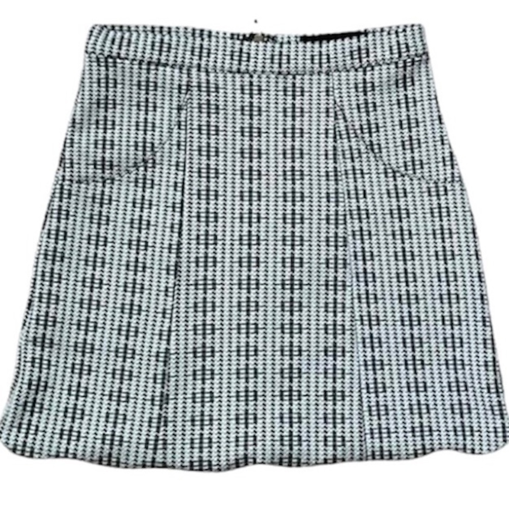 EUC | MINKPINK | Houndstooth Black And White Preppy Mini Skirt | Size Small